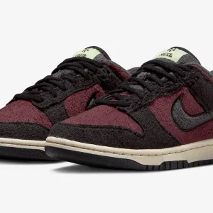 Nike Dunk Low SE